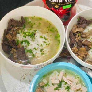Trang chủ 15 Pho Long Ga 1